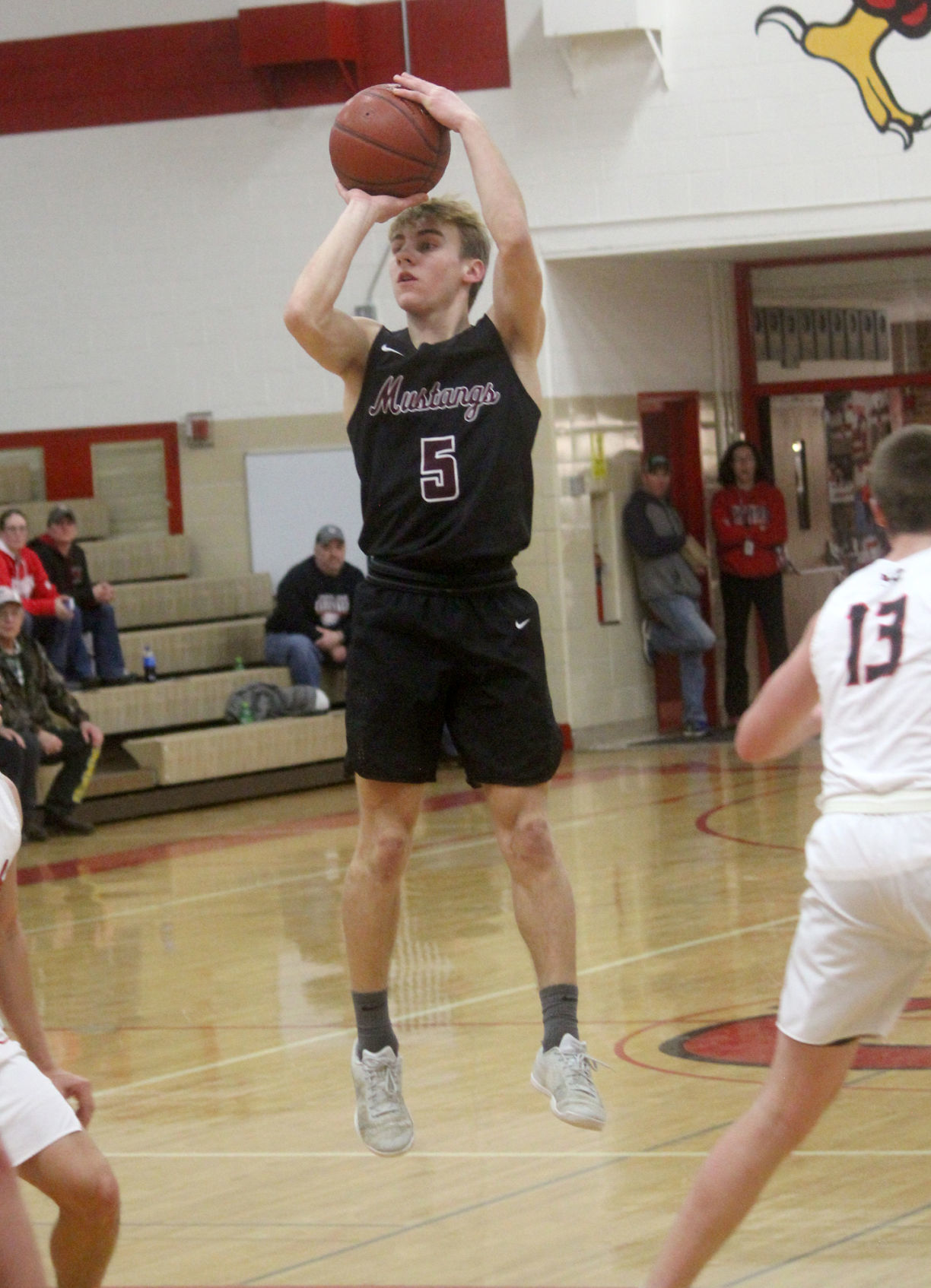 Menomonie at Chi-Hi boys basketball 2-18-19